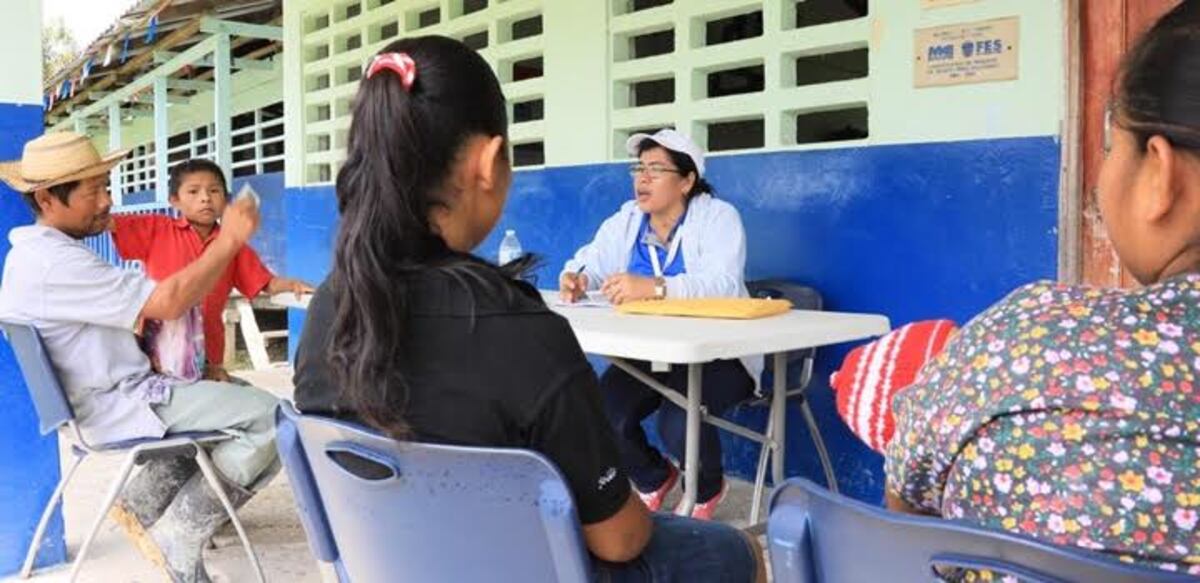 Psicólogos clínicos y otros especialistas brindan atención a familias afectadas por la secta asesina. Video