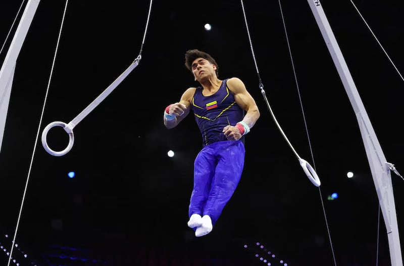 Colombia clasifica por primera vez a la final por equipos de un Mundial de gimnasia