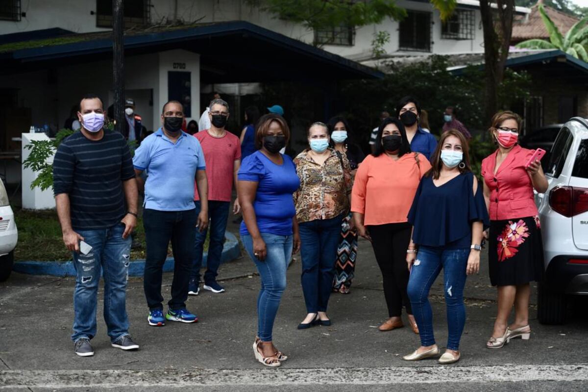 Periodistas salen a votar por la nueva presidencia de Conape