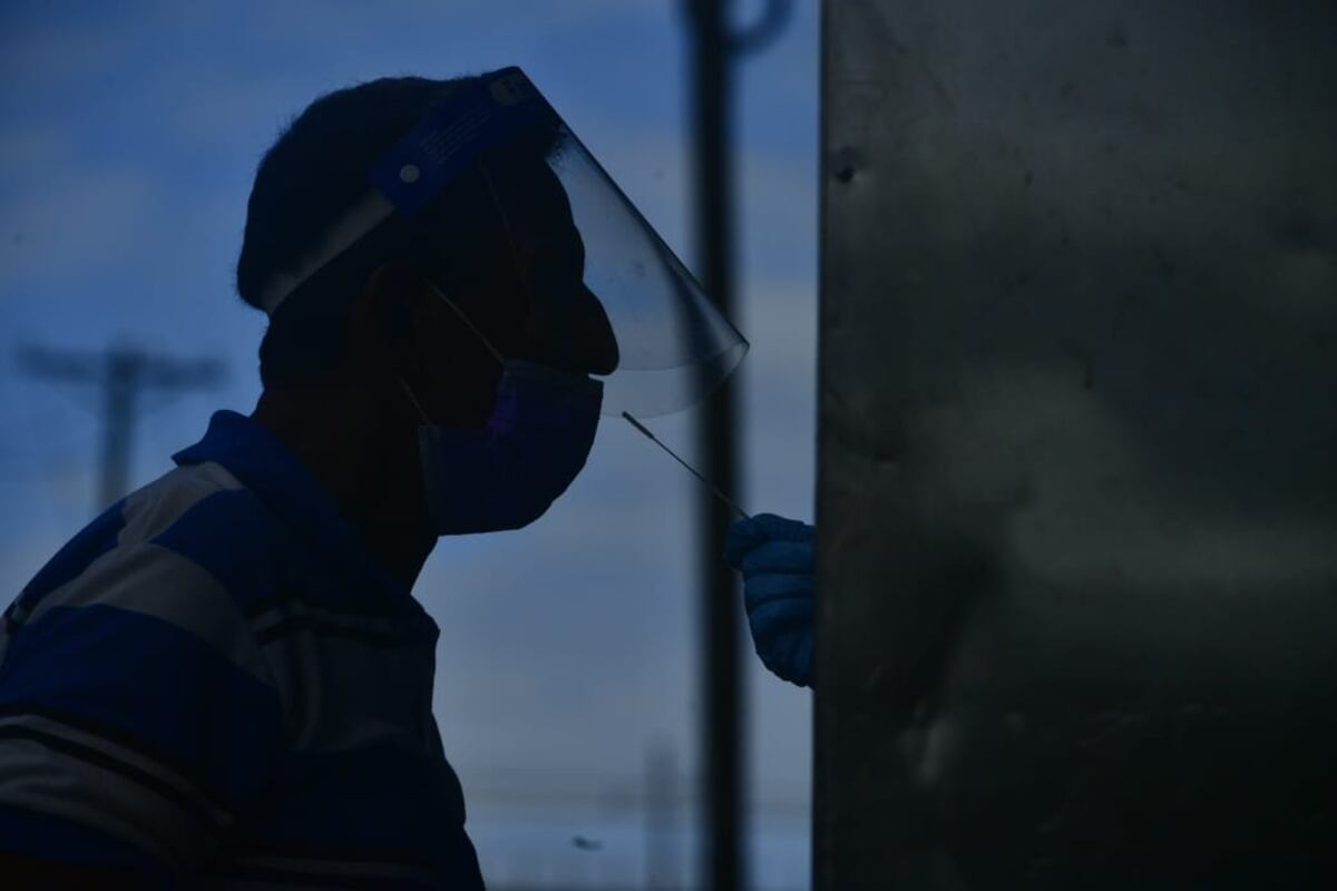 Se acabó el 2020, este jueves superamos las 4 mil muertes de la covid-19 en Panamá. Oremos por la salud de los que batallan contra este virus 