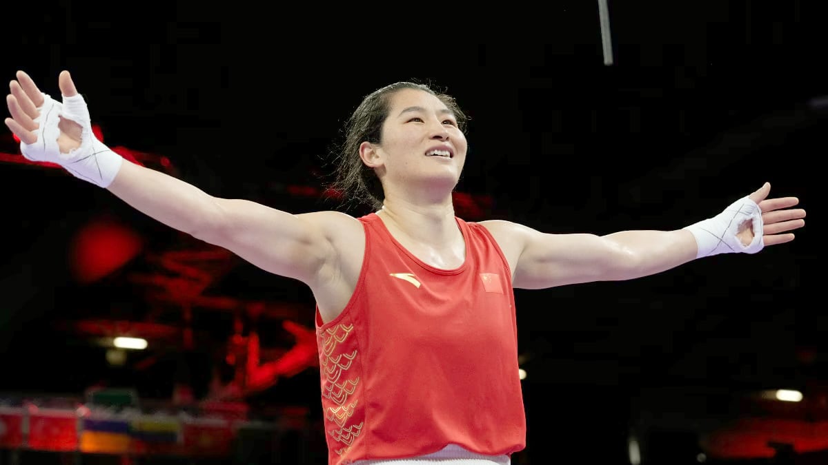 El viaje de Li Qian, del baloncesto a ser estrella del boxeo femenino chino