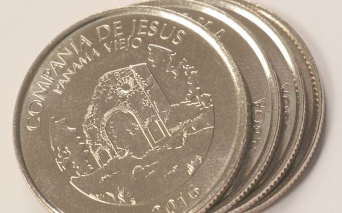 Suspenden circulación de monedas hasta que se aclare su diseño 