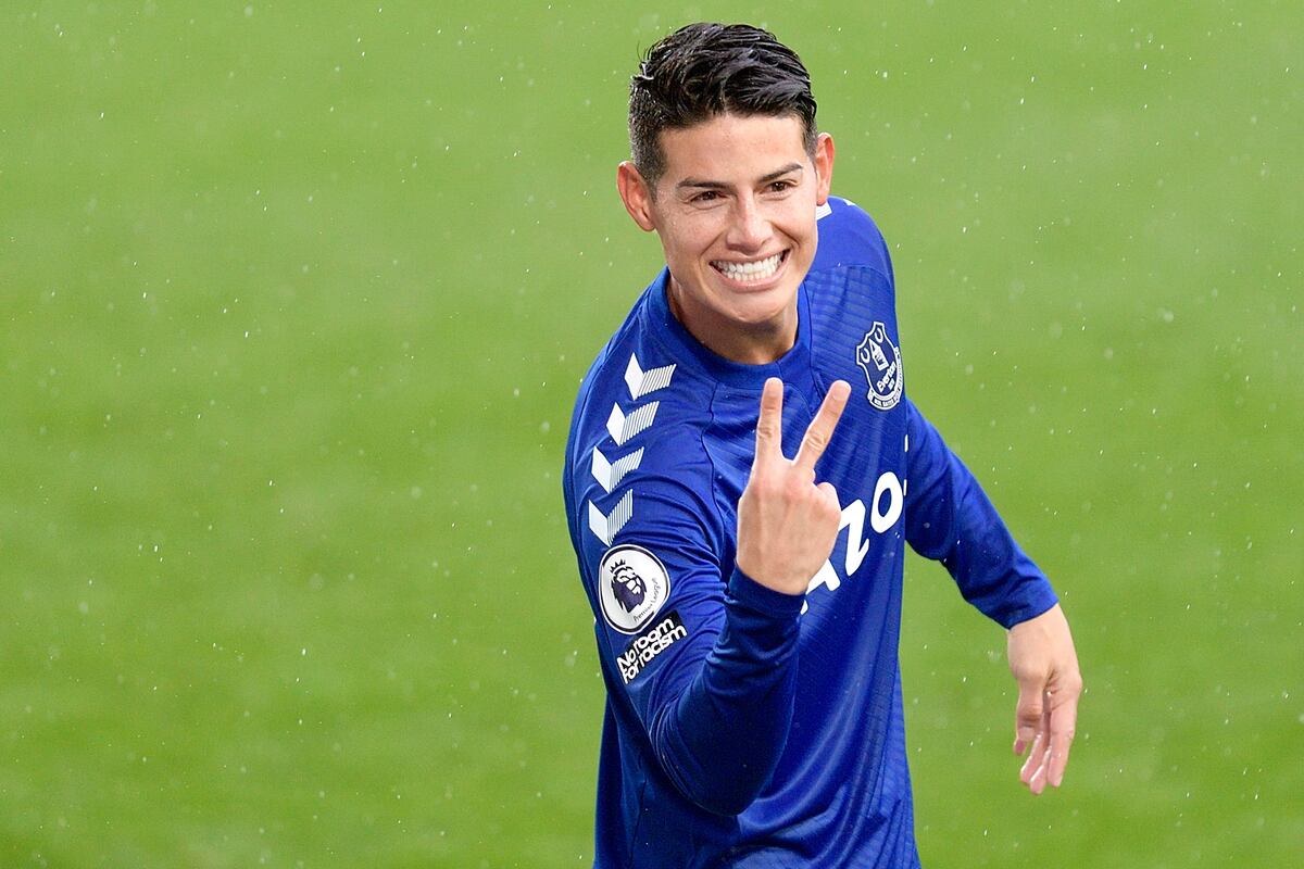 Colombiano James Rodríguez está volando en la Liga Premier y el Everton es líder