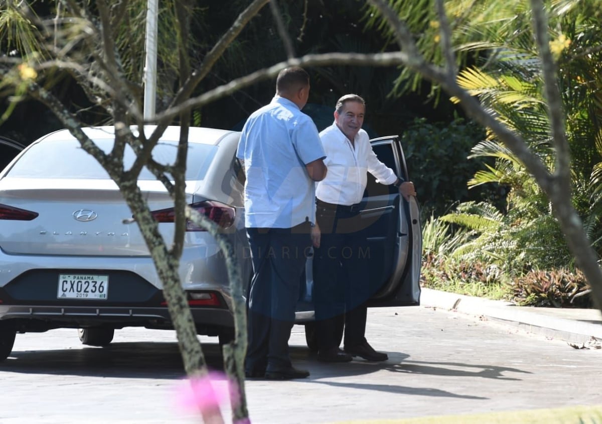 ¿Cambios en el ‘Buen Gobierno’? Nito se reúne con Gabinete a puertas cerradas en Playa Bonita +Videos