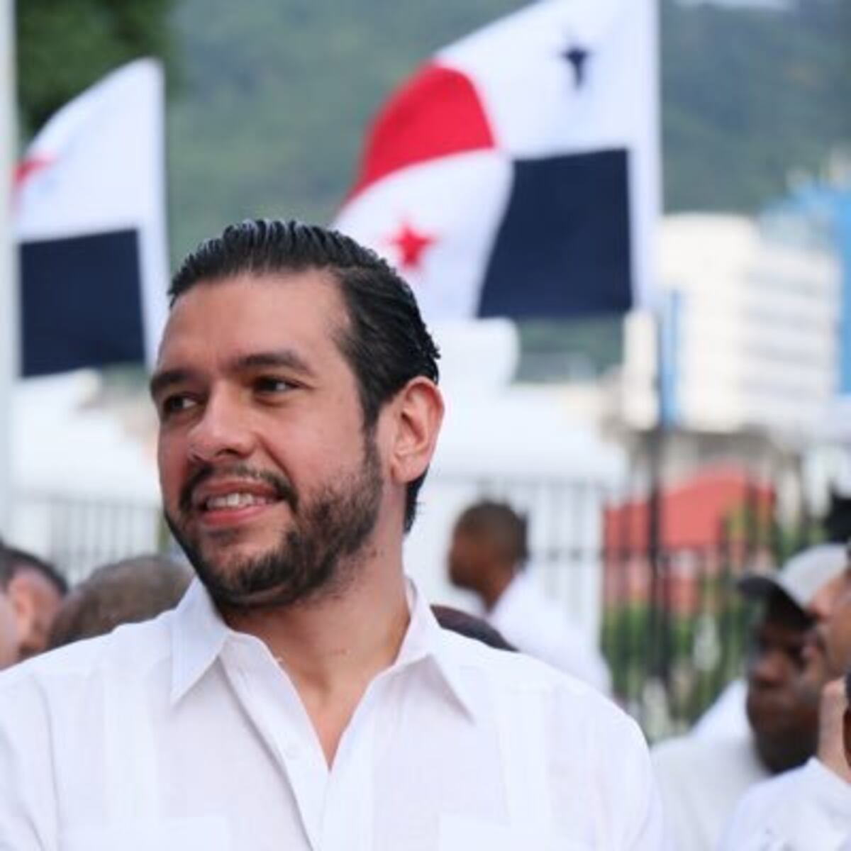 ‘Acabo de vivir una experiencia horrible’.  Vecino de Don Bosco con covid podría fallecer si no es ingresado y no hay camas en Panamá, dice representante