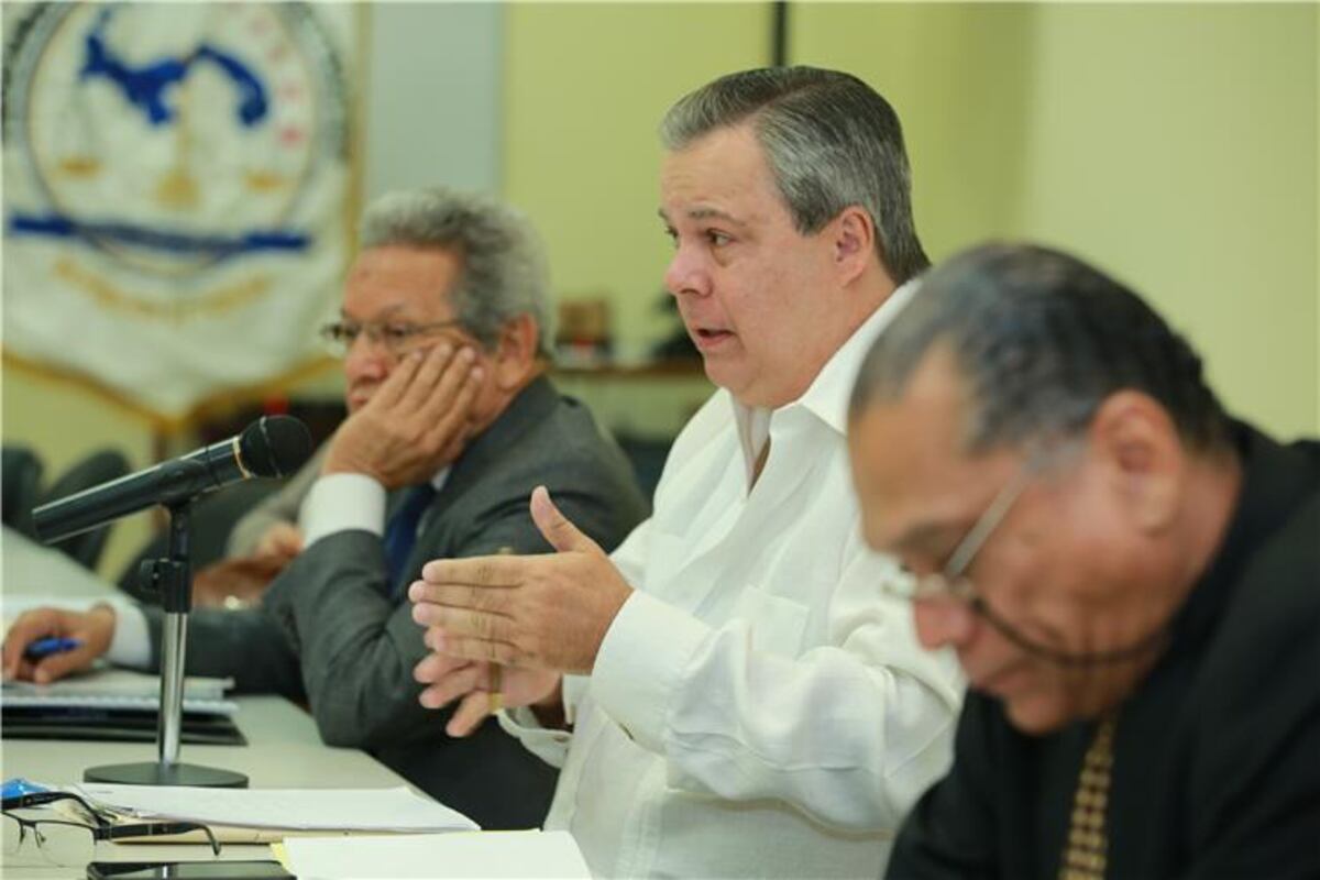 Miembros de la Concertación Nacional participan en reunión extraordinaria del Consejo Judicial 