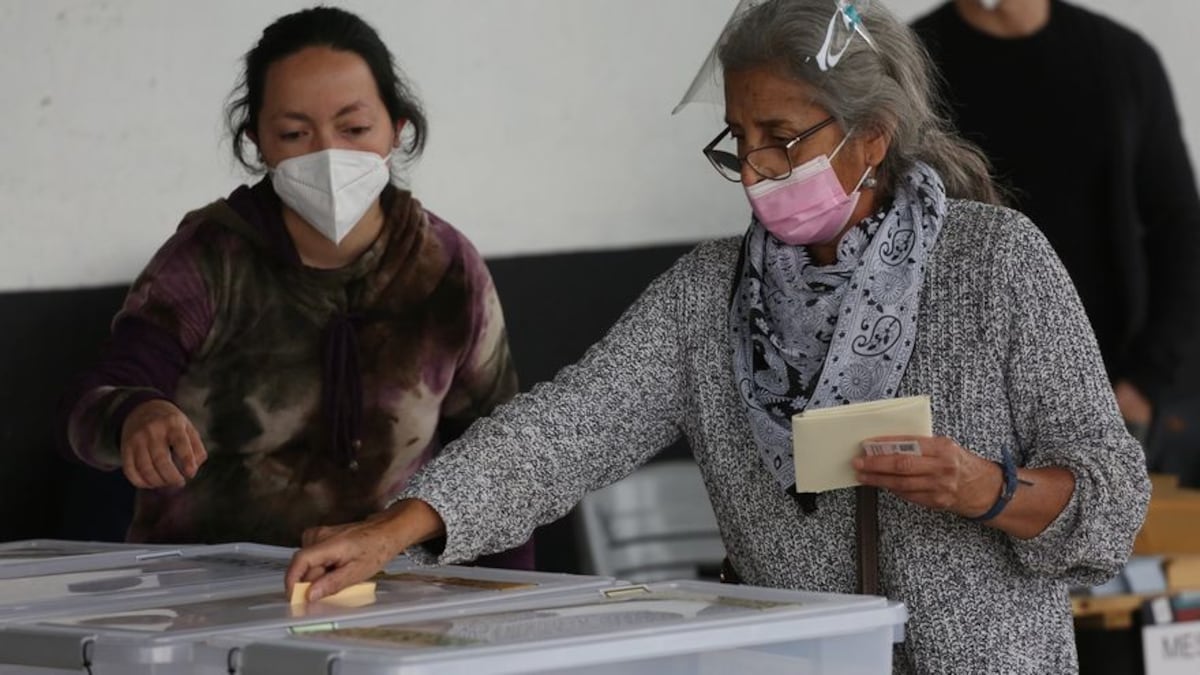 Elecciones  de Constituyentes. Una Constitución paritaria, el sueño de tres generaciones de chilenas