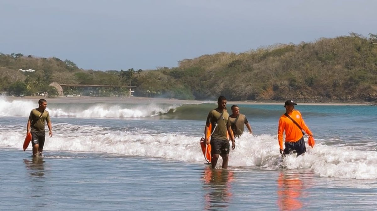 Búsqueda en playa Venao: Equipos de rescate enfrentan un desafío contrarreloj para encontrar al bañista arrastrado por las olas