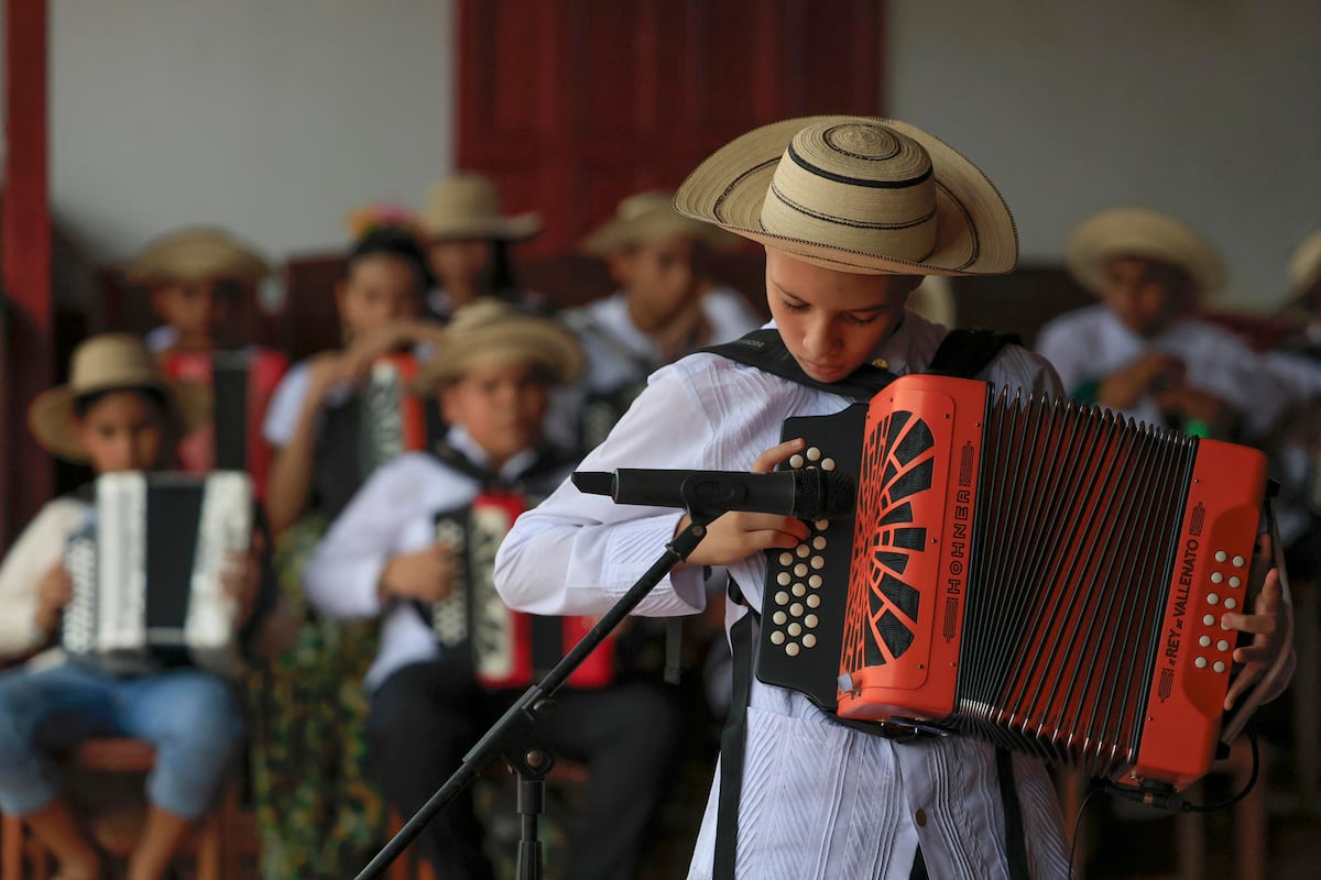 Festival de la Mejorana enfrenta recorte de fondos mientras busca proteger sus raíces