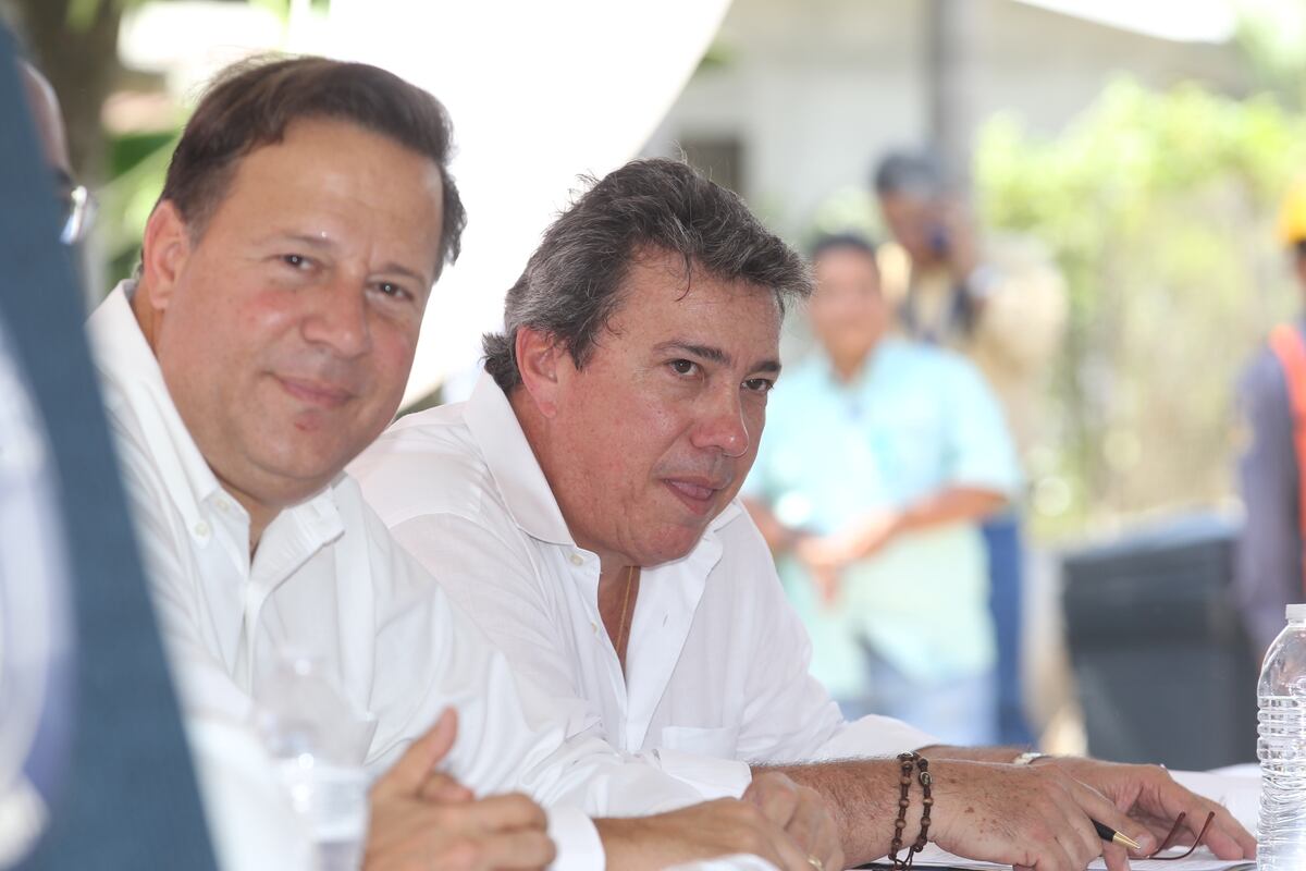 Fueron fieles hasta el final. Los ministros inseparables del saliente presidente Varela