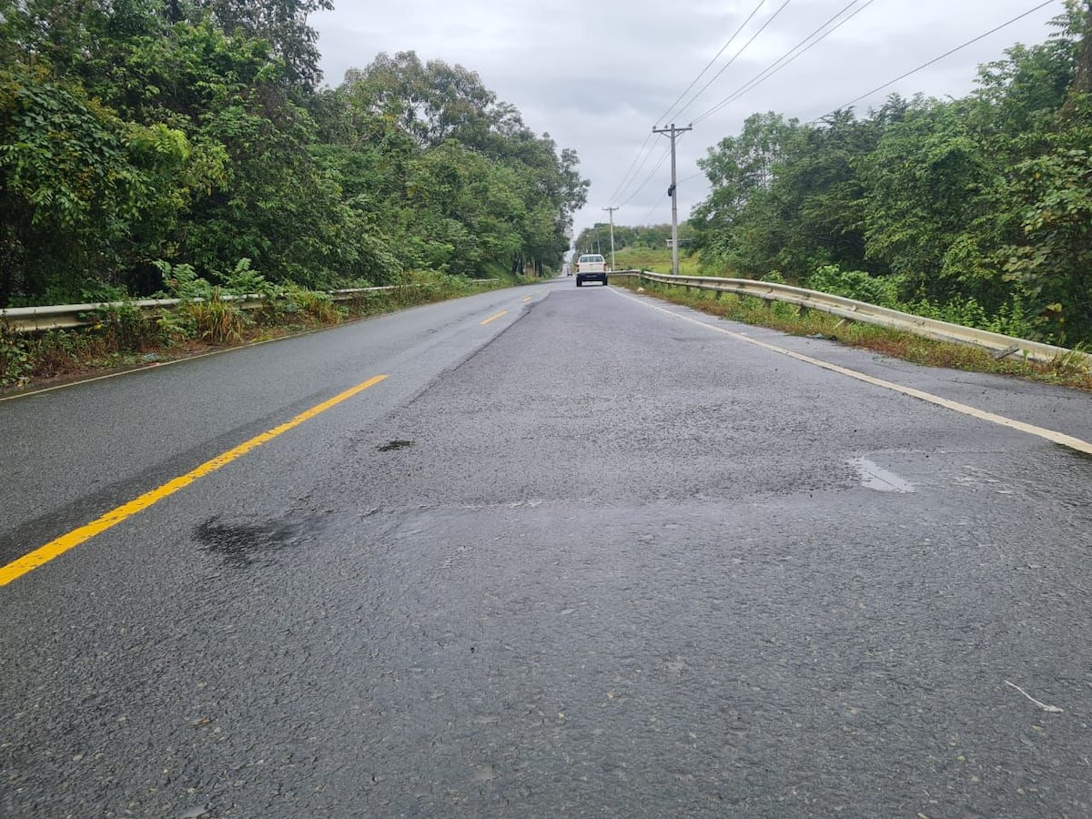 Vía en Darién no tiene baches, al menos, no donde se accidentó el cisterna, según el MOP