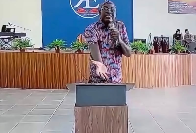 ¡BENDITO! ‘El fuego del Señor está en mi corazón, ¡Jesús!’: las últimas palabras del pastor de la Iglesia Roca Eterna antes de desplomarse