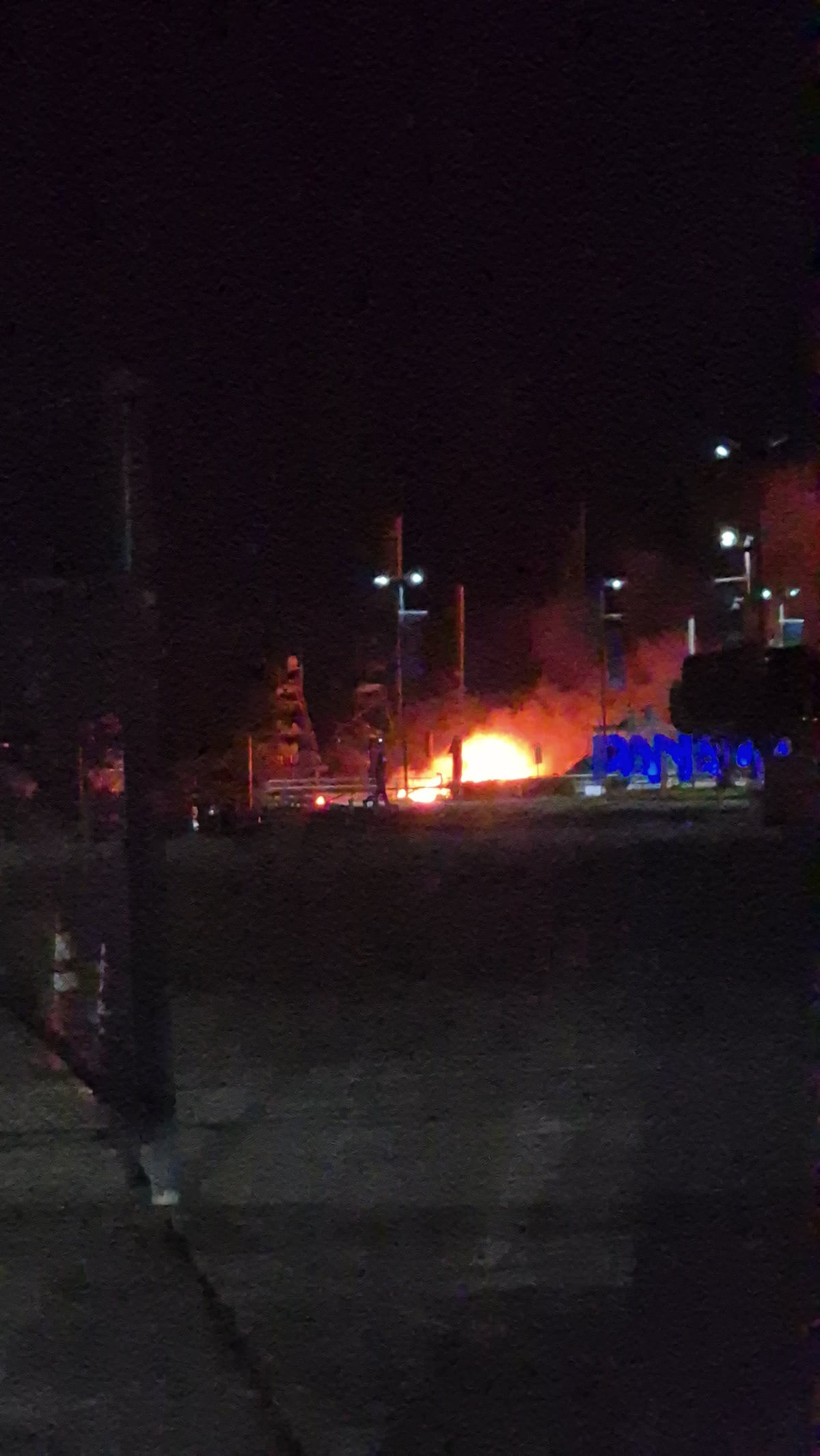 ¡Última hora! Incendio en Amador moviliza a unidades de los bomberos