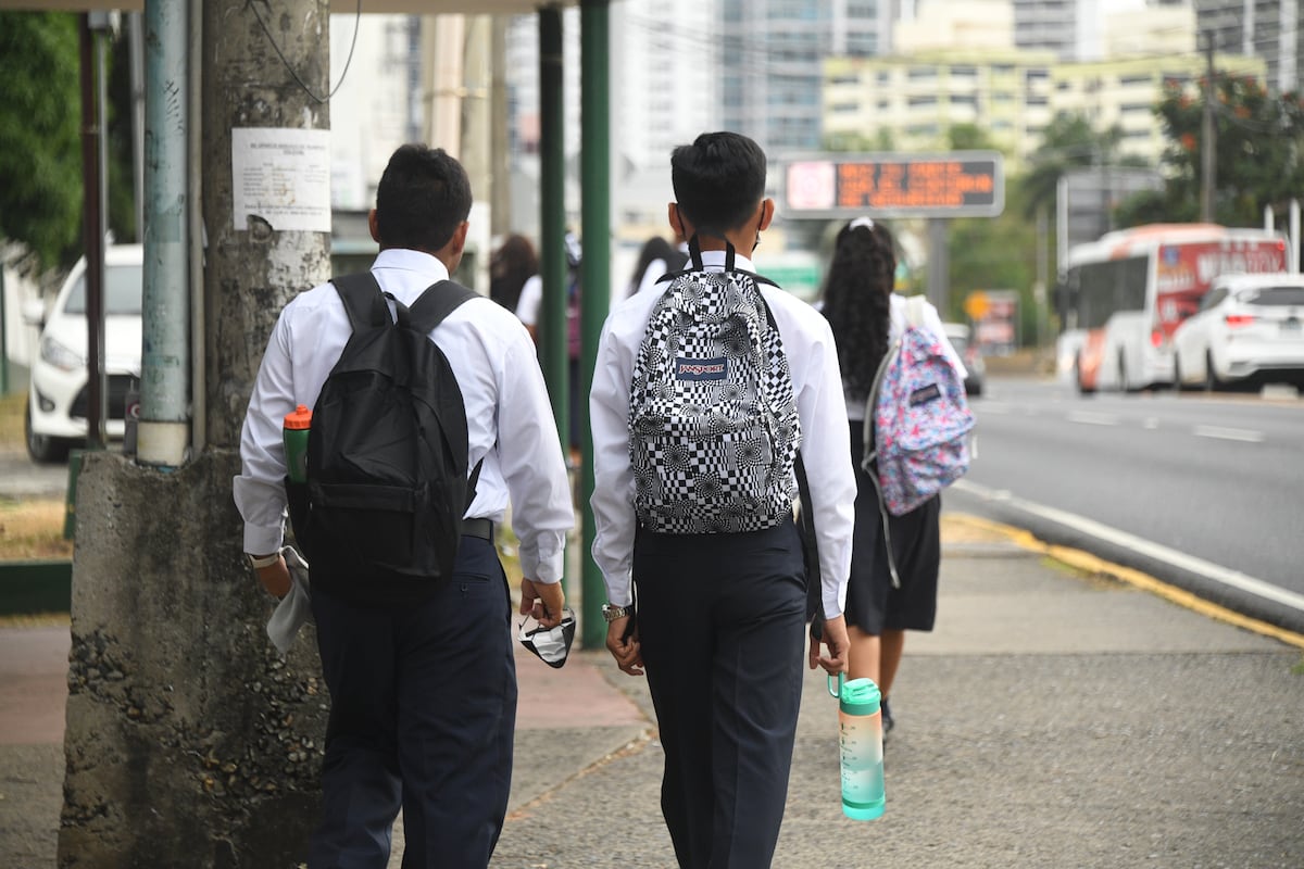 Más de 24 mil jóvenes abandonaron sus estudios en los últimos tres años