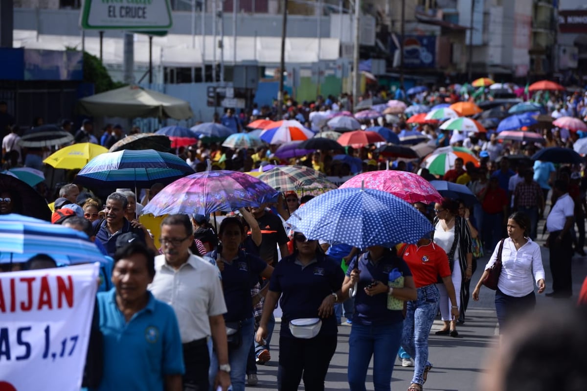 Docentes salen a la calle en su primera marcha con el Gobierno de 'Nito’ Cortizo