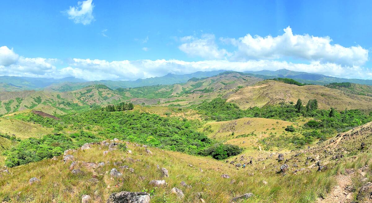 La Silampa. Un piscina turquesa en medio de montañas