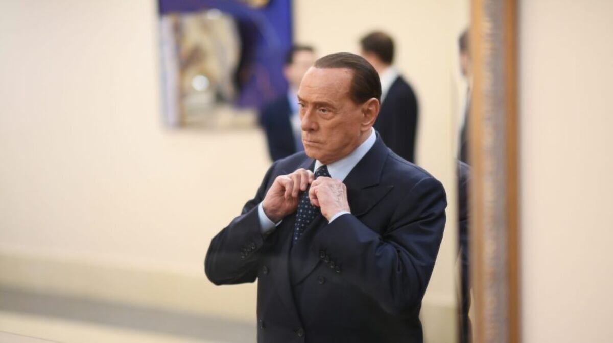 Berlusconi tenía ‘esclavas’ en sus fiestas eróticas