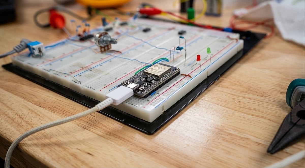 UDELAS enciende la chispa de la investigación con su Semillero 2026