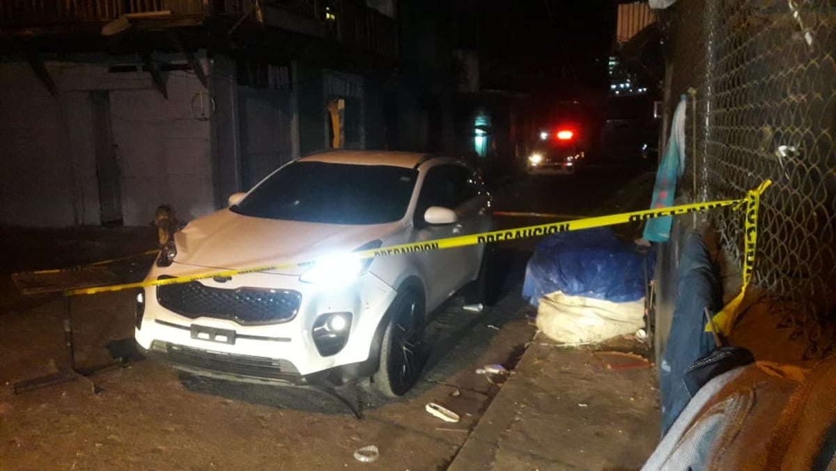 Balacera en la Cinta Costera. Presuntamente un policía herido. Video