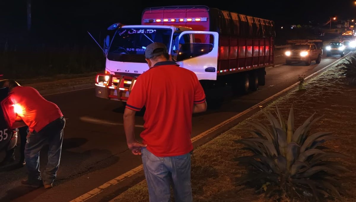 Caminaba por el centro de la vía en Santiago de Veraguas y lo atropellan