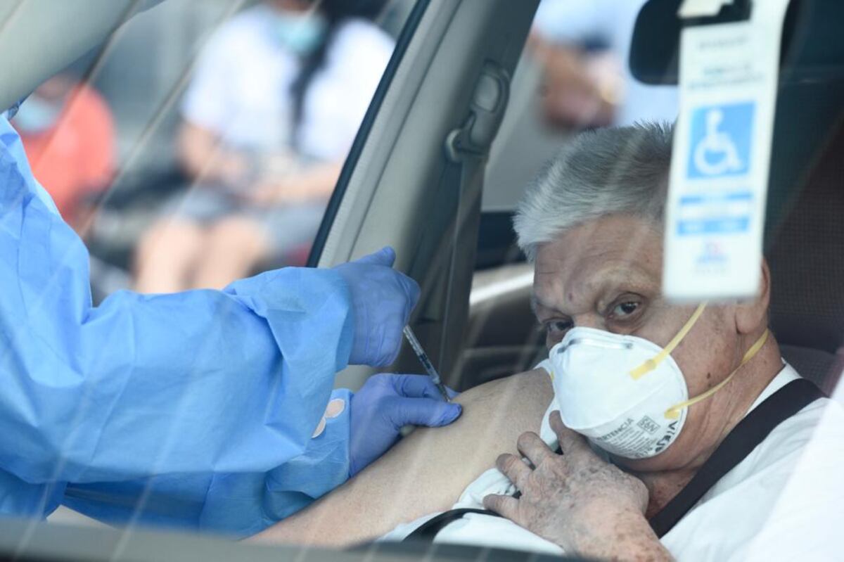 La CSS pone en marcha auto rápido de vacunación contra la influenza en El Dorado | Videos