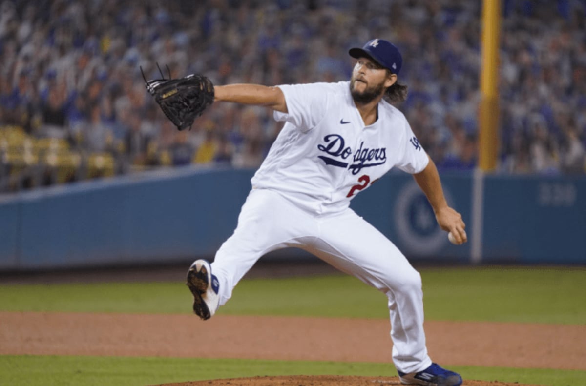 Dodgers ganan y avanzan a las series divisionales