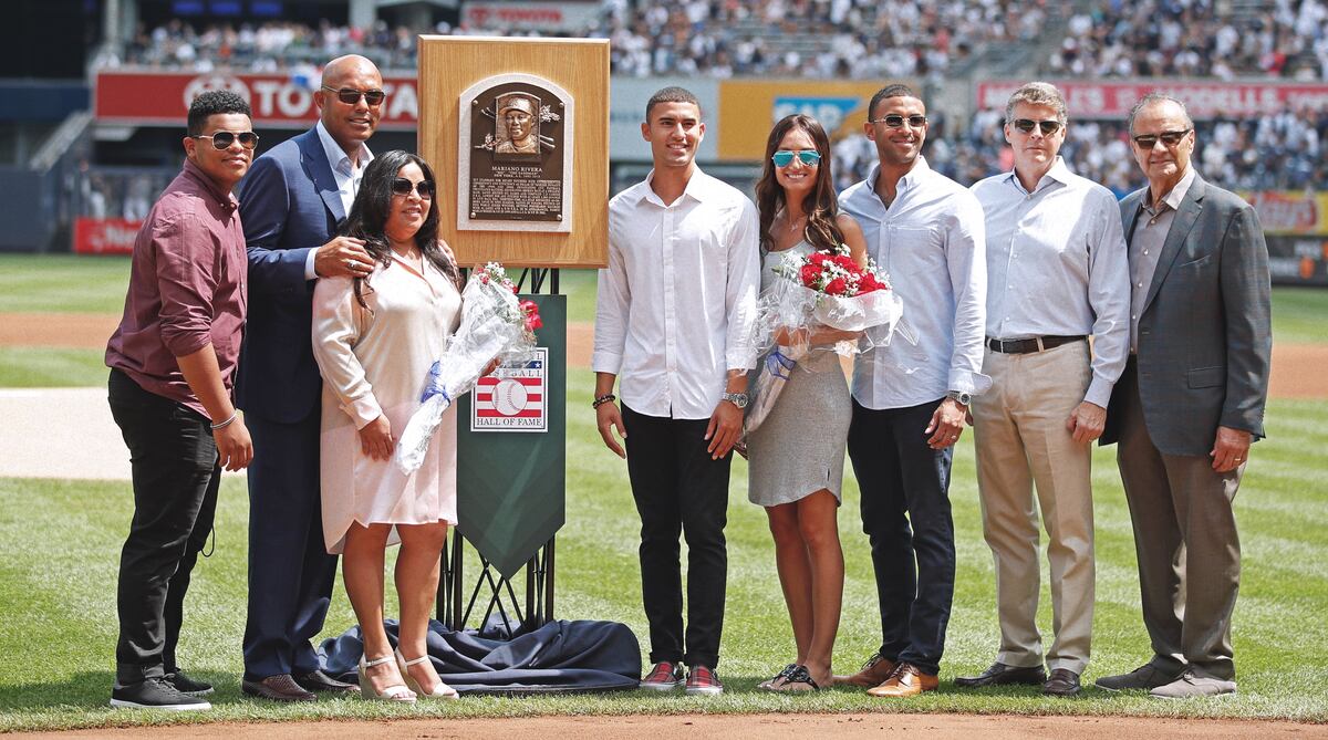 Mariano Rivera menciona a su Puerto Caimito en el Yankee Stadium +VIDEOS