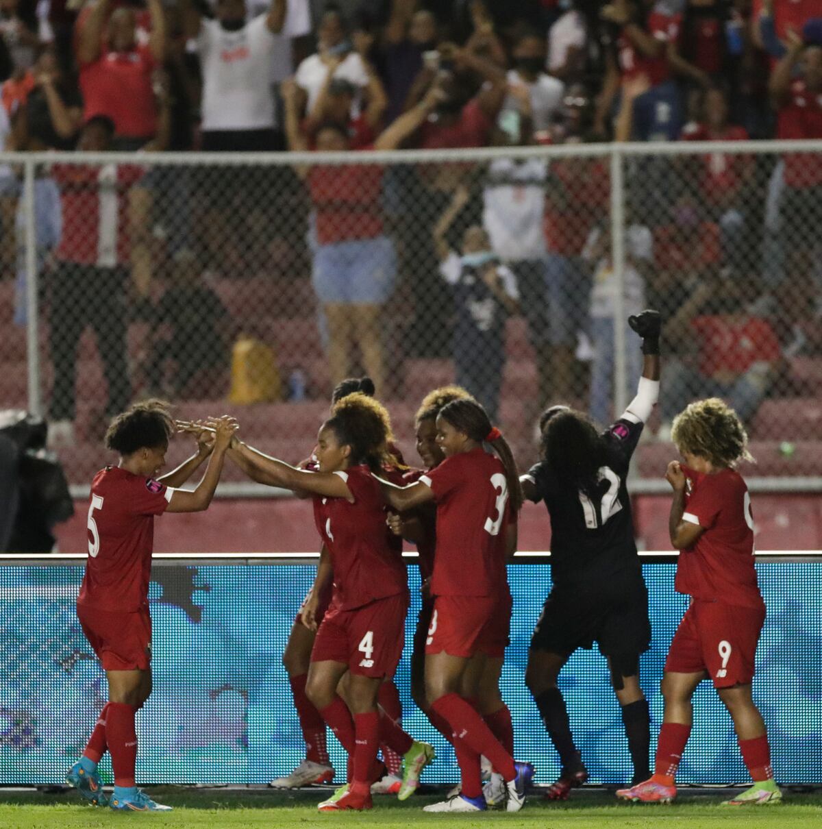 Chicas de Panamá dan un paso importante hacia su primer Mundial de la FIFA