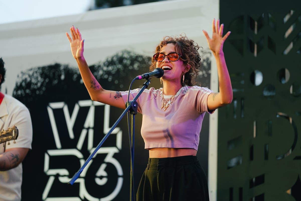 Mar María y Carlos Vallarino hacen vibrar las tarimas de México en Vive Latino