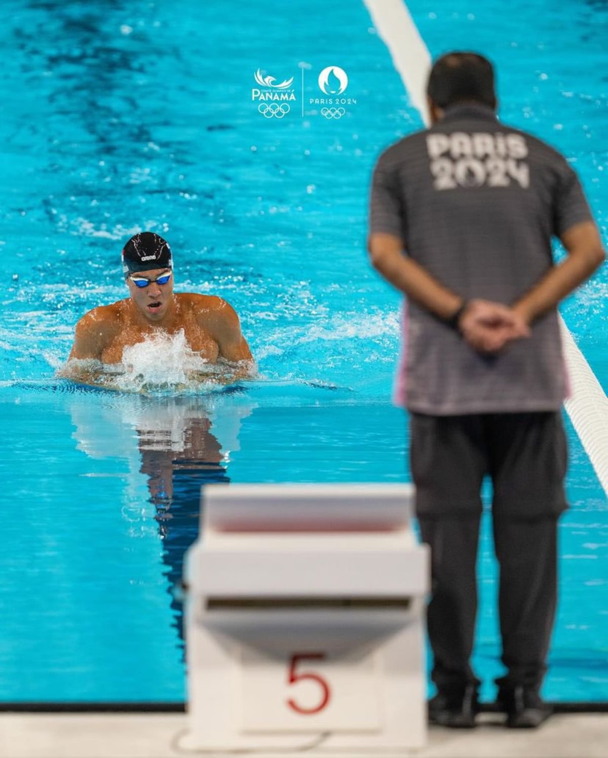 ¡Tyler gana su serie! De 200 metros pecho en París 2024