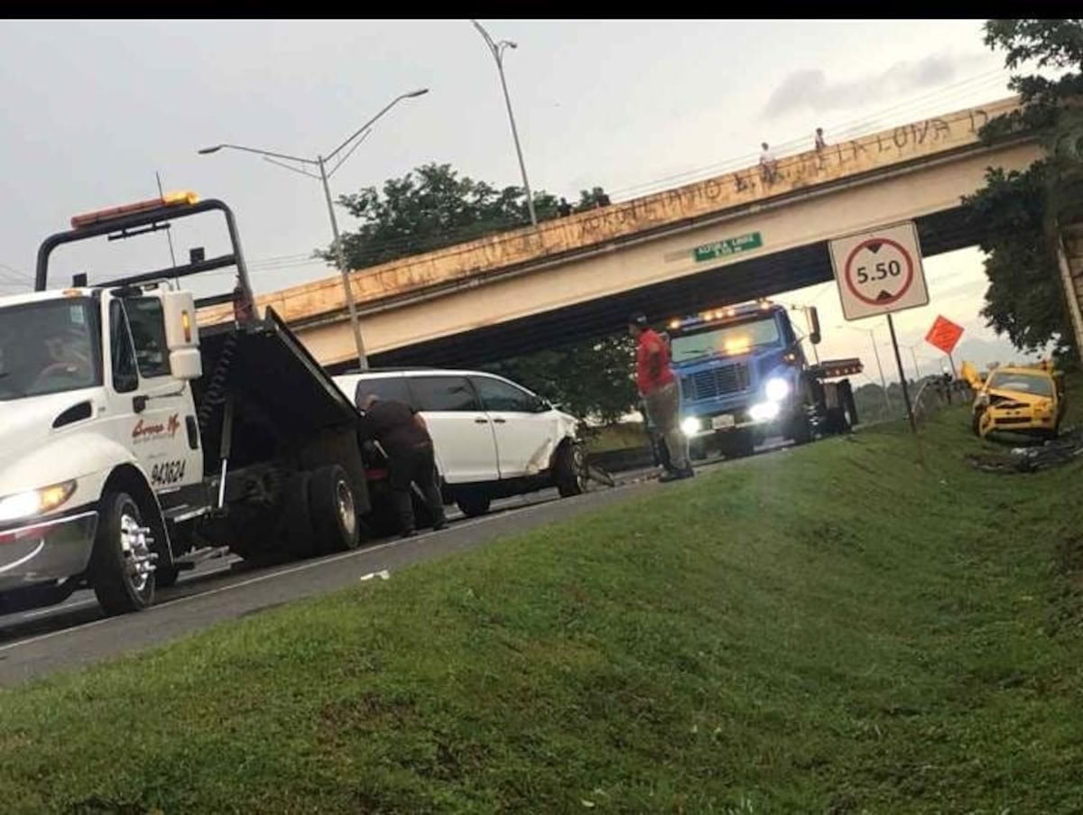 Cuidado. Borrachos conduciendo por las vías. Sorprenden a dos en medio de accidentes