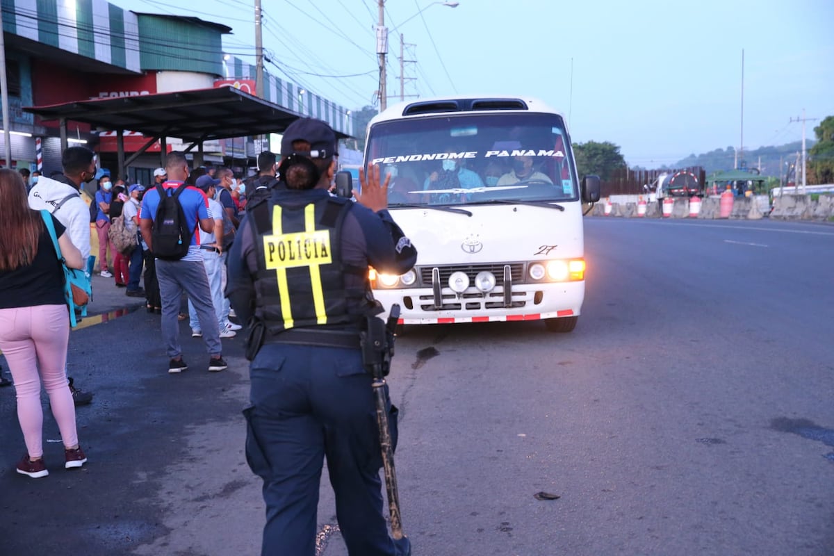 Paradas repletas. Paro de transporte es indefinido en Panamá Oeste