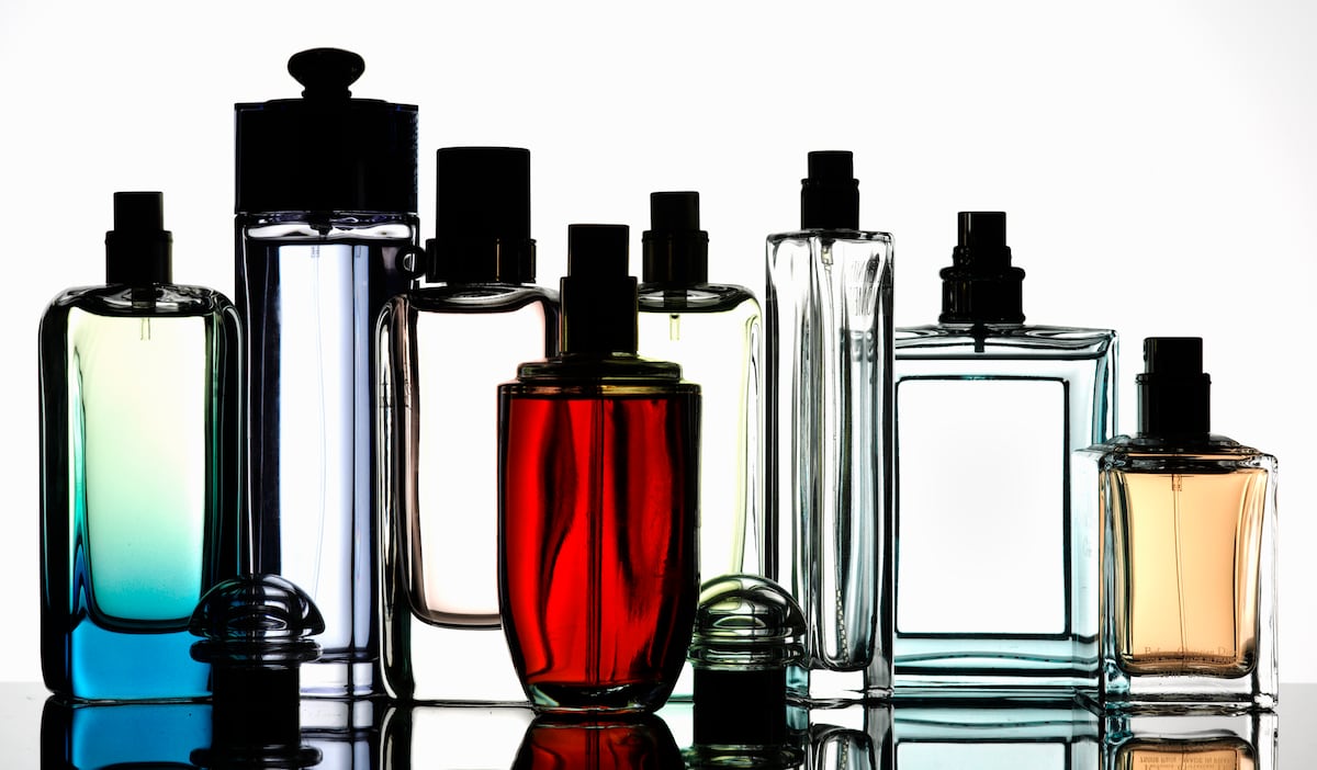 Condenan a tres por estafar vendiendo perfumes