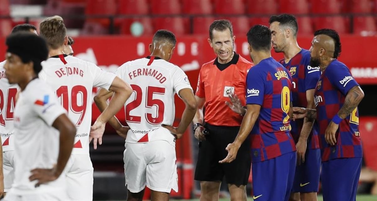 El Sevilla frena al Barcelona y el liderato se tambalea 