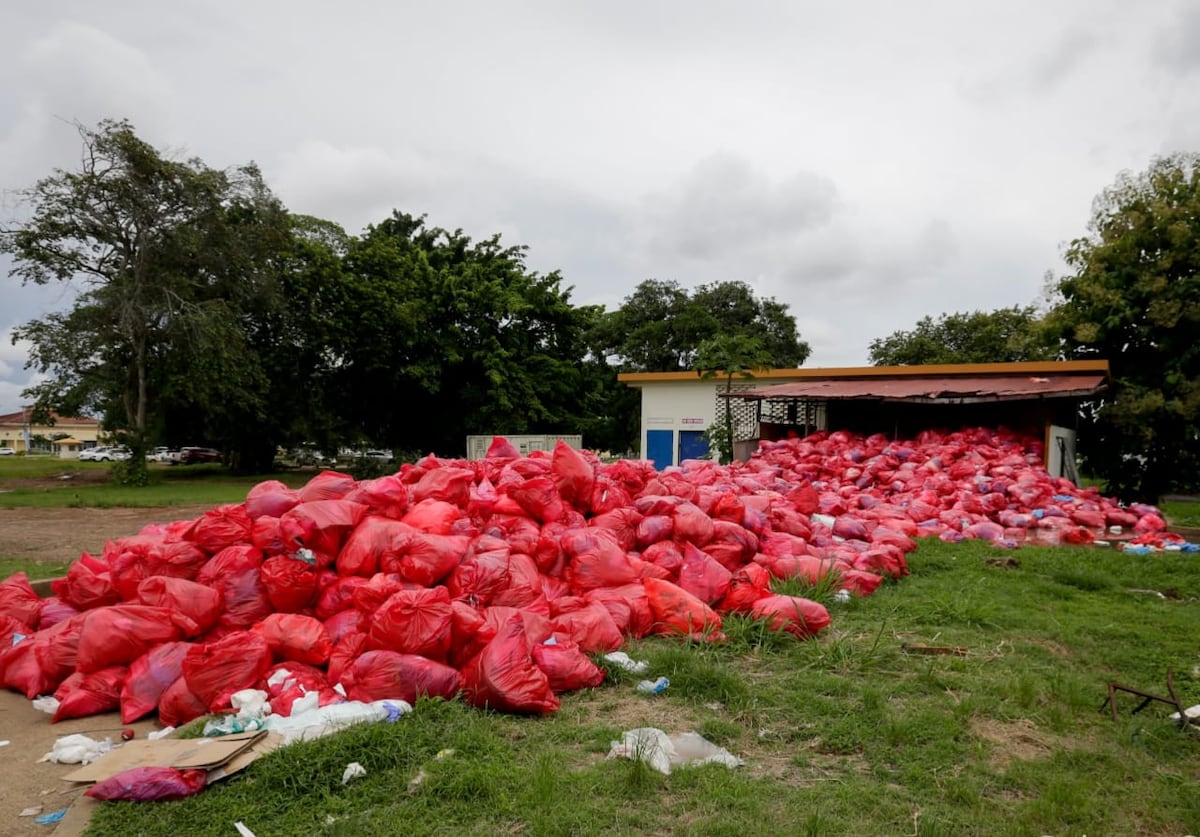 Aumentan desechos en el Hospital Nicolás A. Solano