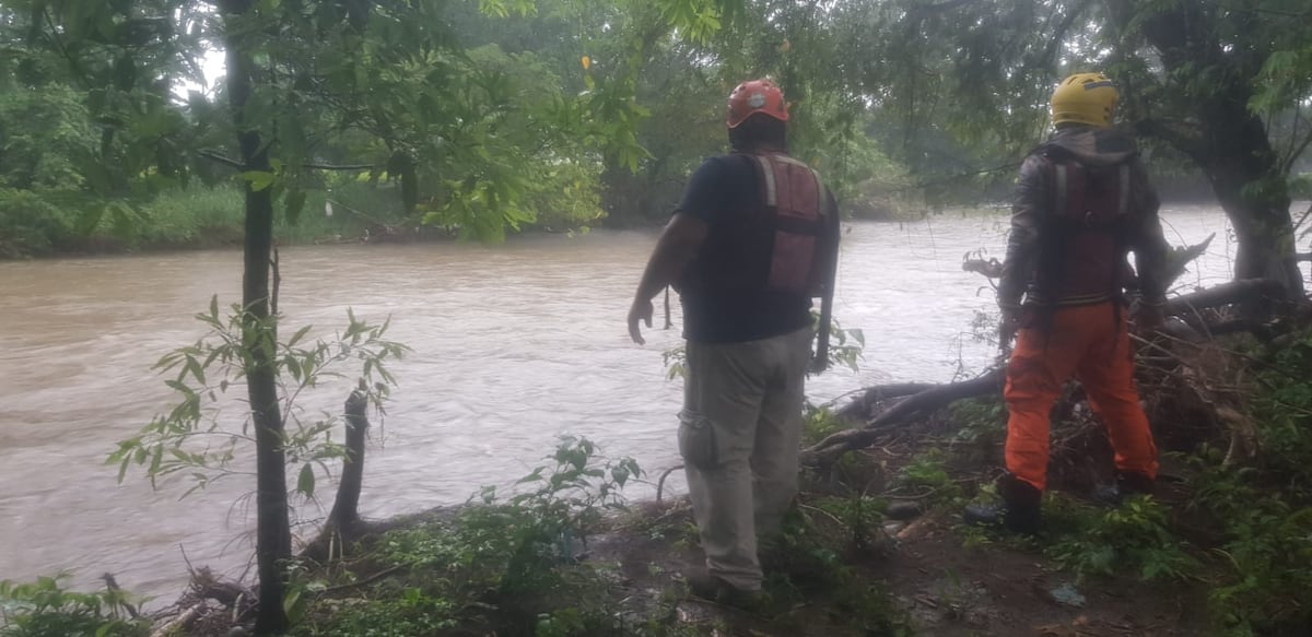 Cinco menores resultaron afectados por descarga de un rayo. Fuertes lluvias