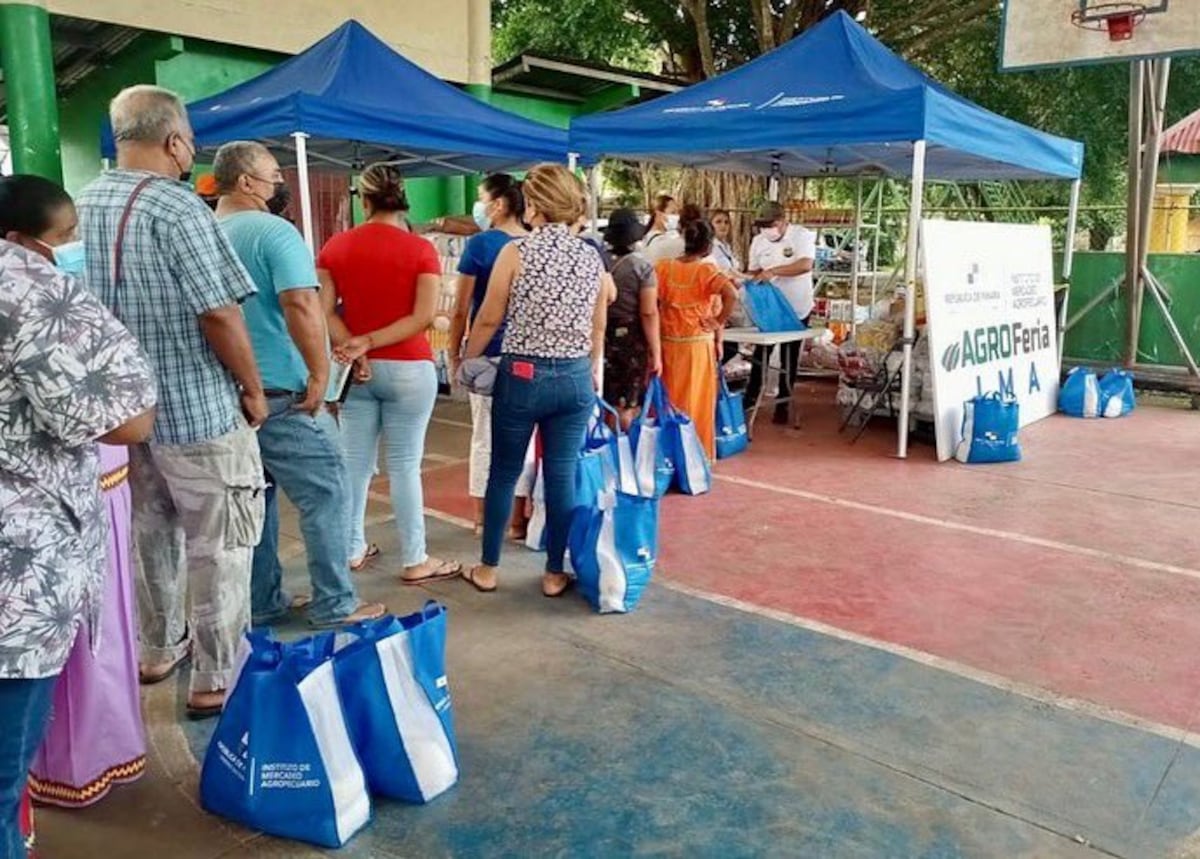 Aún no llegan. Población a la expectativa por las agroferias