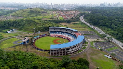 Estadio Rod Carew ya tiene techo completamente renovado