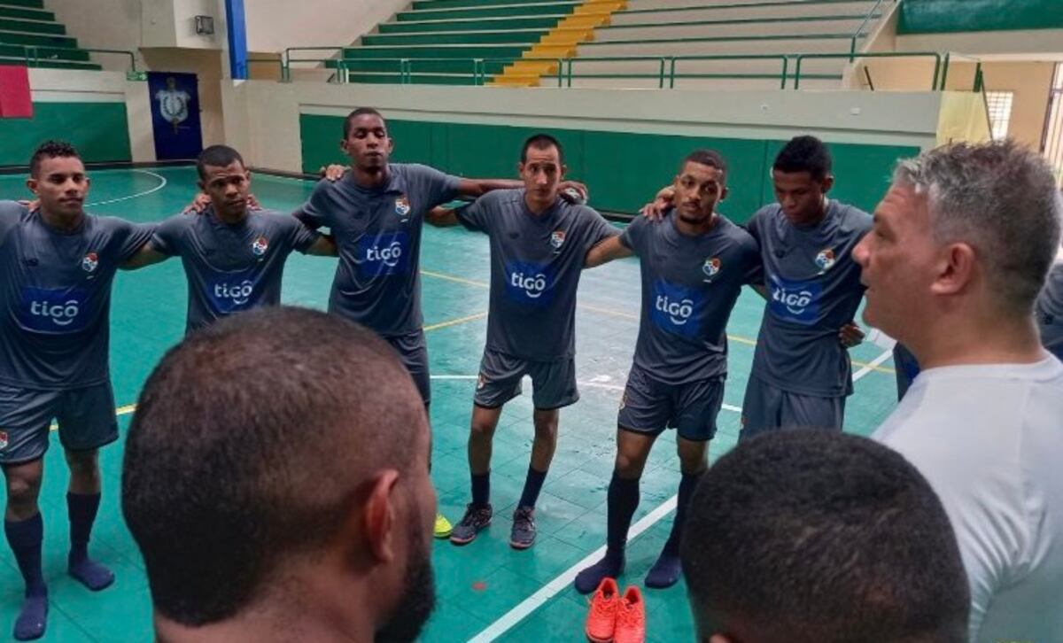 La selección de futsal viaja al Premundial con la tarea hecha y por el boleto al Mundial de Lituania