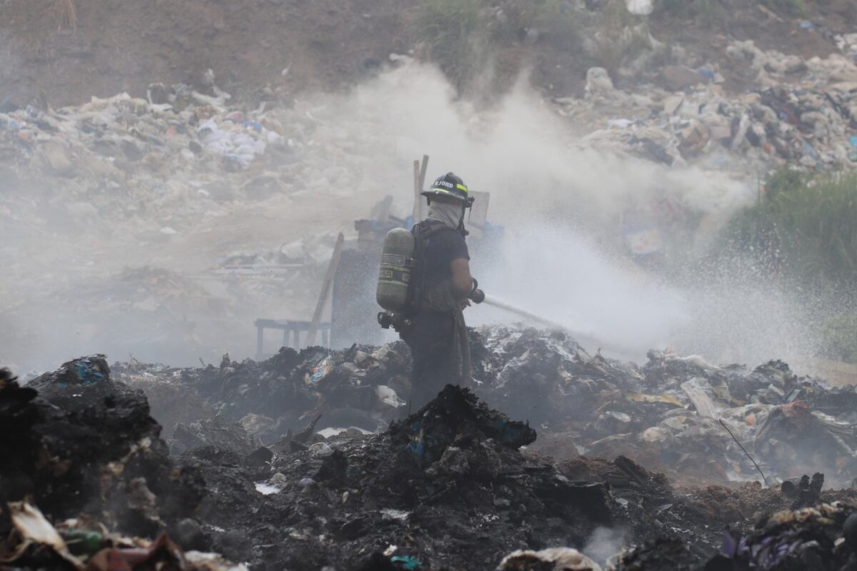 Galera de recicladores de Cerro Patacón se incendia