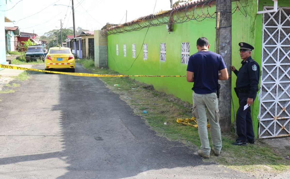 Taxista en Colón recibe disparo en la cara