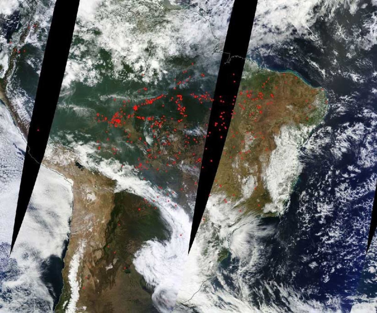 Nasa revela vistas satelitales del fuego en la Amazonas