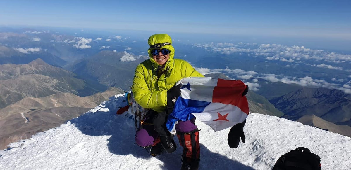 Nicole encuentra en el montañismo el equilibrio de la vida