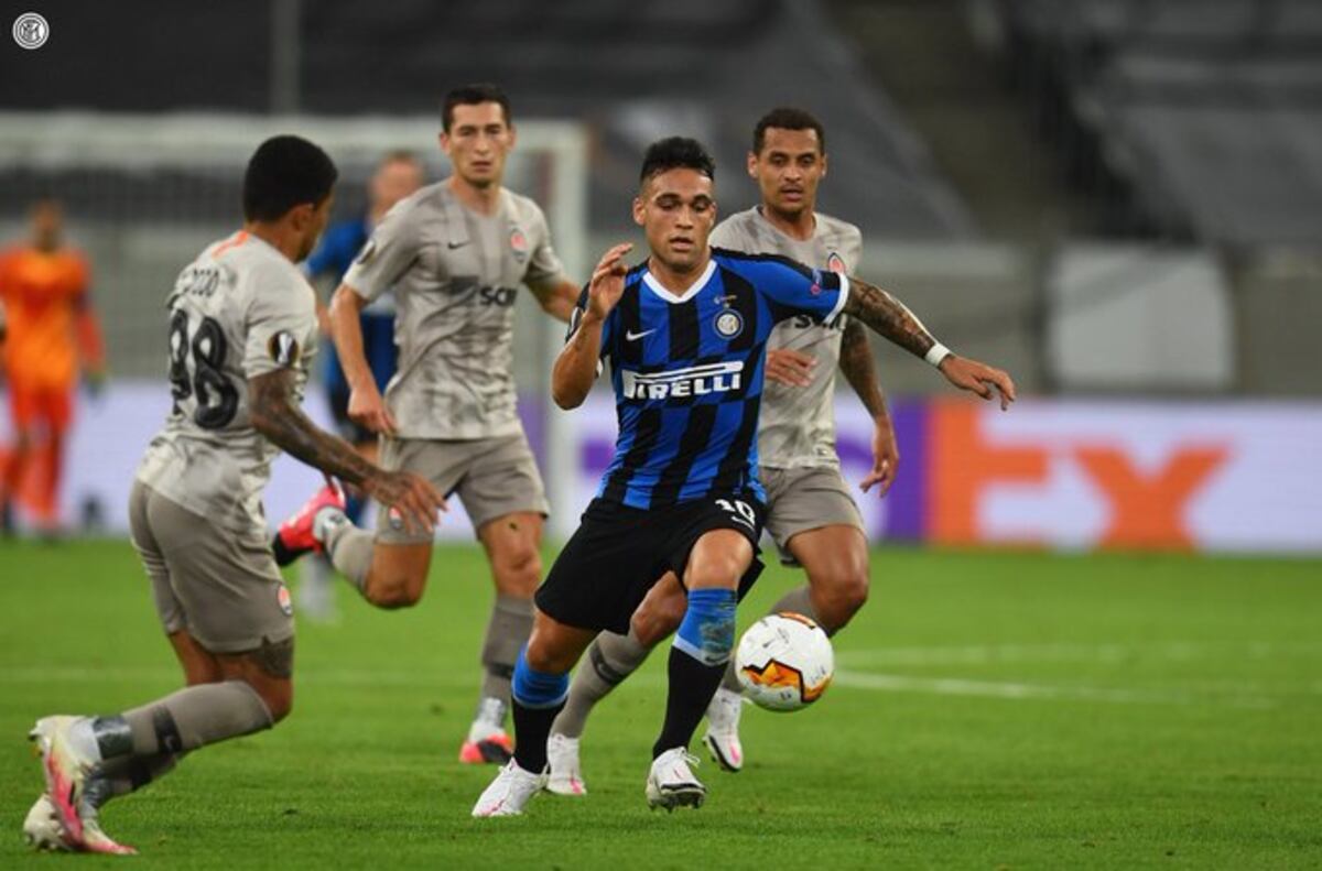 Inter golea y se clasifica a la final de la UEFA Europa League