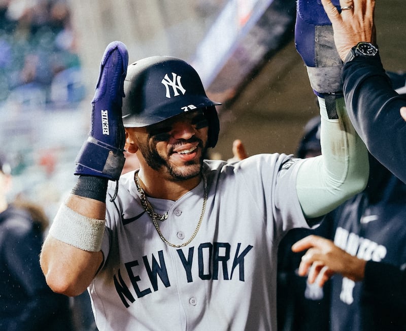 José Caballero y los Yankees barren a Boston y avanzan a la Serie Divisional