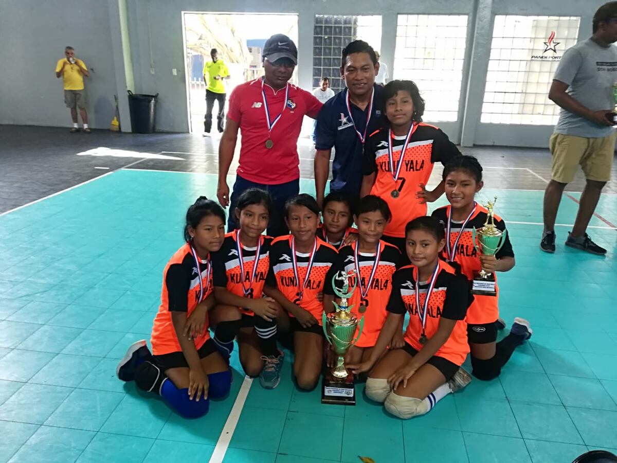 Guna Yala se corona en el Mini Voleibol Femenino